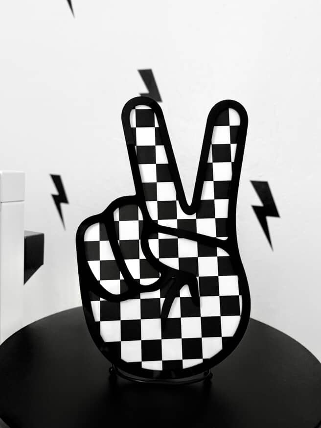 Checkered peace | wall sign