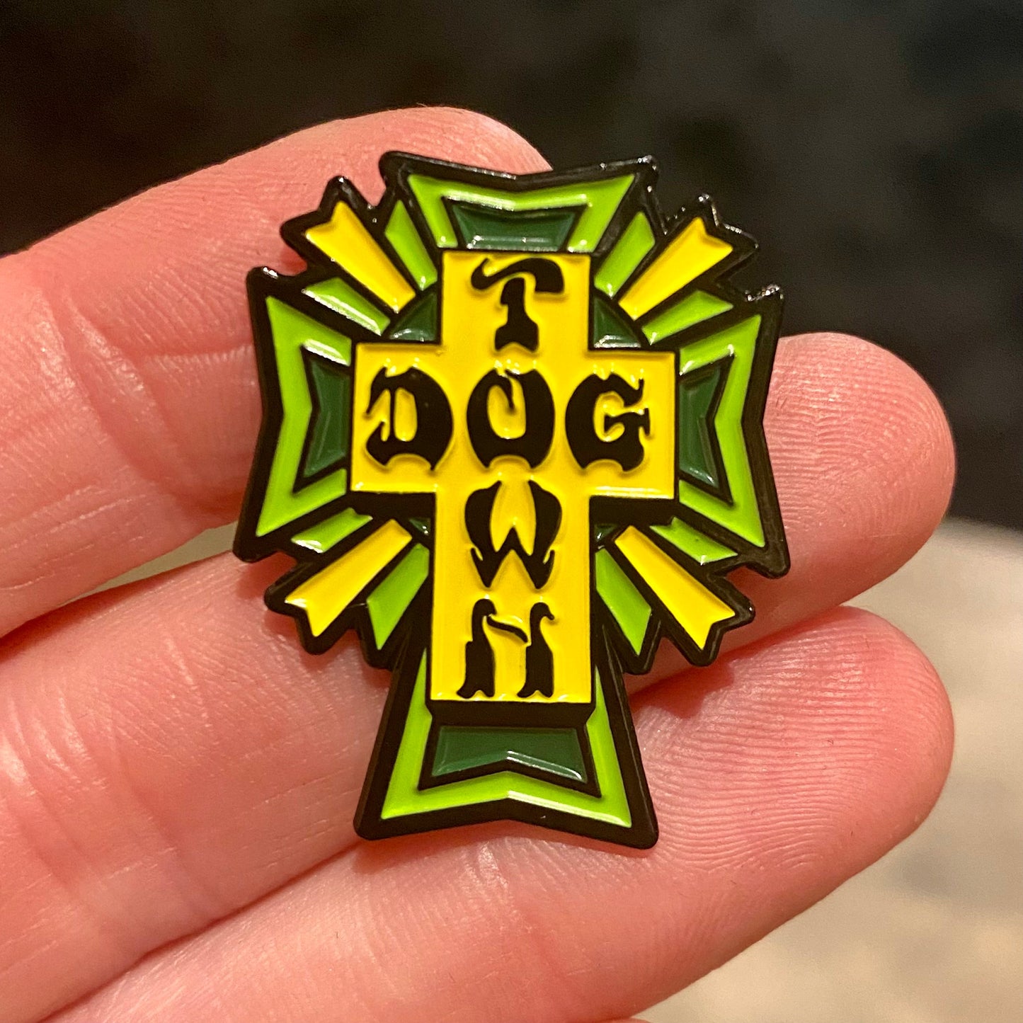 DOGTOWN/Suicidal Pins