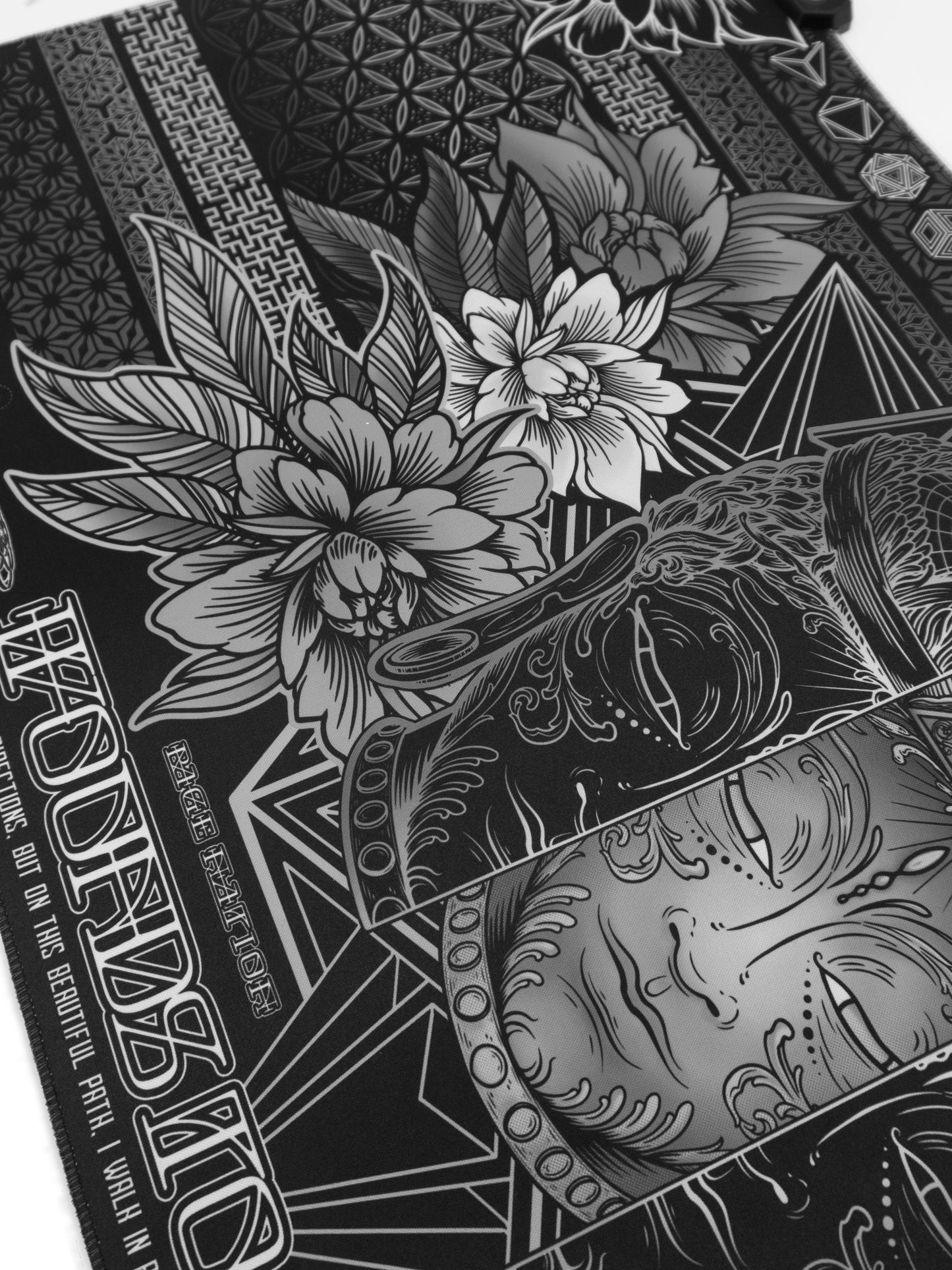 WOUNDS TO WISDOM V1 ✦ MONOCHROME ✦ XXL RGB Gaming Mouse Pad